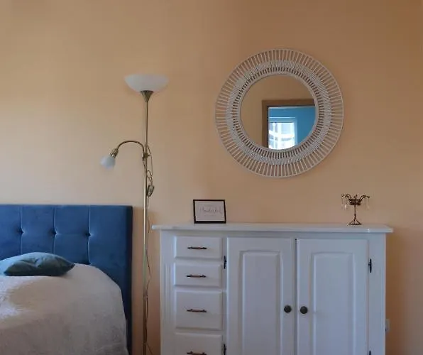 Trzy Kolory - Z Garazem Lägenhet