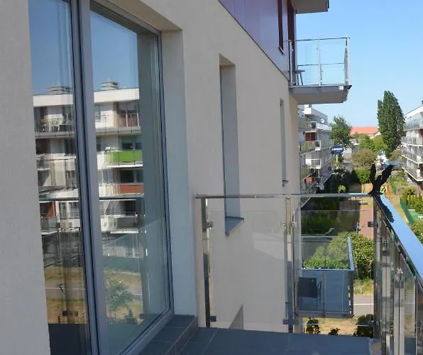 Trzy Kolory - Z Garazem Lägenhet Kołobrzeg